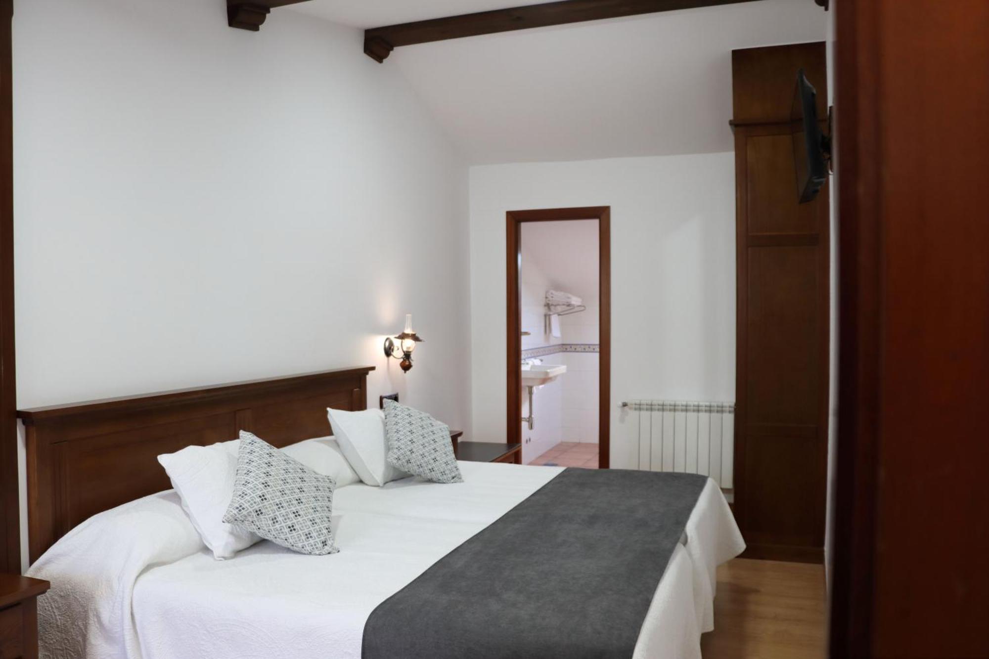 Hotel Pazos Alba Santiago de Compostela Exterior foto